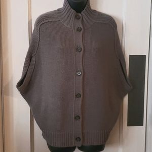 Banana Republic peek a boo open sleeve